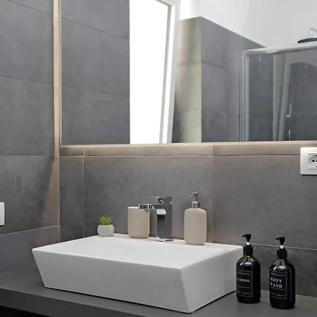 아파트 Eleganza E Comfort- Centrale, Silenzioso E Con Wifi