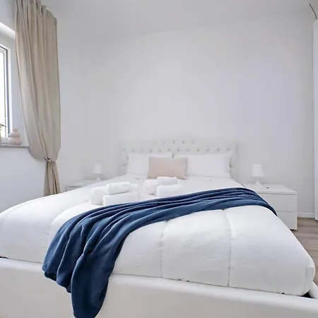 Eleganza E Comfort- Centrale, Silenzioso E Con Wifi 피우미치노